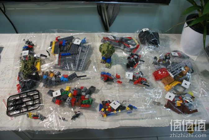 lego 乐高蝙蝠侠70907 杀手鳄的巨轮车开箱及拼装