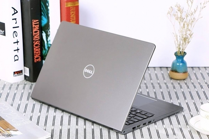 剁手地址: dell 戴尔 成就5000 系列笔记本电脑,京东自营上有两个