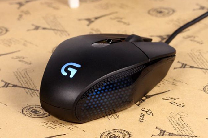 logitech罗技g302电竞游戏鼠标开箱体验