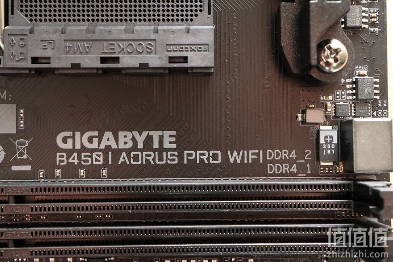 gigabyte技嘉 b450m gaming 主机板