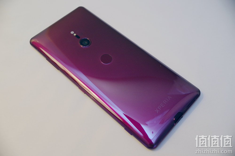 索尼 xperia xz3 现场上手以及与 xz2 外观比较 - 索尼xperia xz3评测