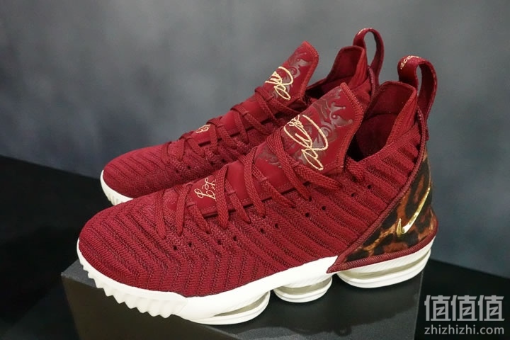 nike耐克lebron16詹姆斯16代篮球鞋介绍只待强者体验会实战分享