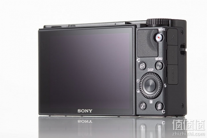 口袋里的a9sony索尼rx100vii7代黑卡相机评测