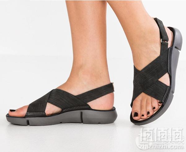 限尺码，Clarks 其乐 Tri Chloe 女士三瓣底真皮凉鞋216元包邮