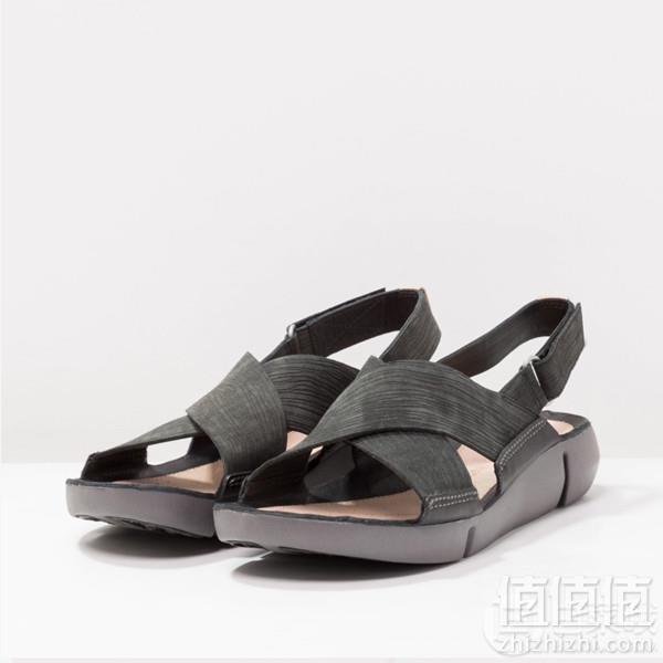 限尺码，Clarks 其乐 Tri Chloe 女士三瓣底真皮凉鞋216元包邮