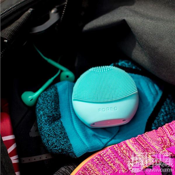 FOREO LUNA Play Plus 玩趣增强版电硅胶按摩洁面仪 蓝色 Prime会员免费直邮含税到手241元