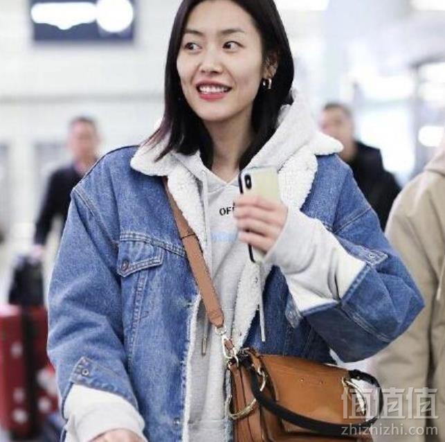意大利产，Chloé 蔻依 Roy 中号单肩包 4.8折直邮包税到手8001.6元（需用码）