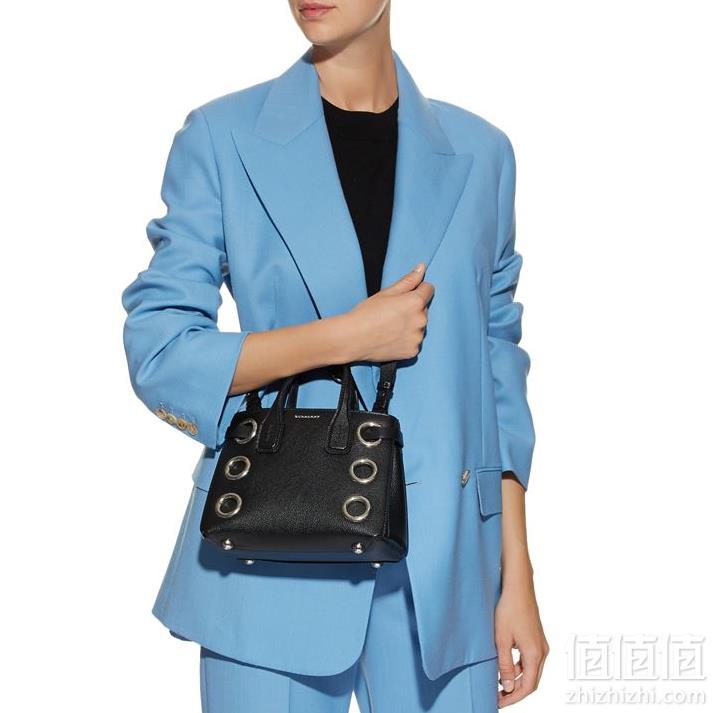 意大利制造，BURBERRY 巴宝莉 Eyelet Banner 新款迷你小牛皮金属圆环班纳手袋 2色4折直邮到手4720元（需用码）