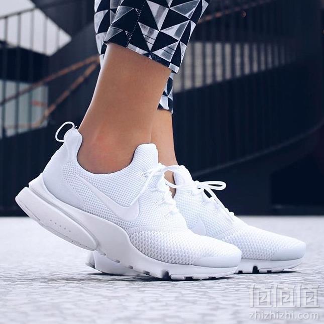 NIKE 耐克 PRESTO FLY 女子运动鞋 910569249.5元包邮（需领券）