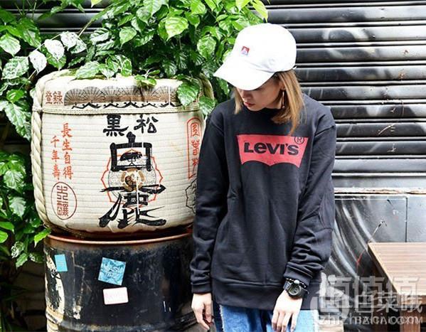 经典蝙蝠翼Logo，Levi's 李维斯 男士纯棉圆领卫衣36015-0013 Prime会员免费直邮含税到手232元