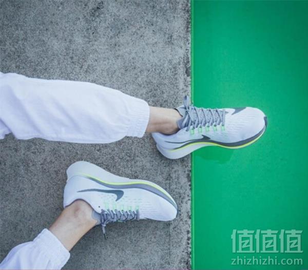 限40/41码，Nike 耐克 Zoom Fly 男子马拉松缓震跑鞋579元包邮