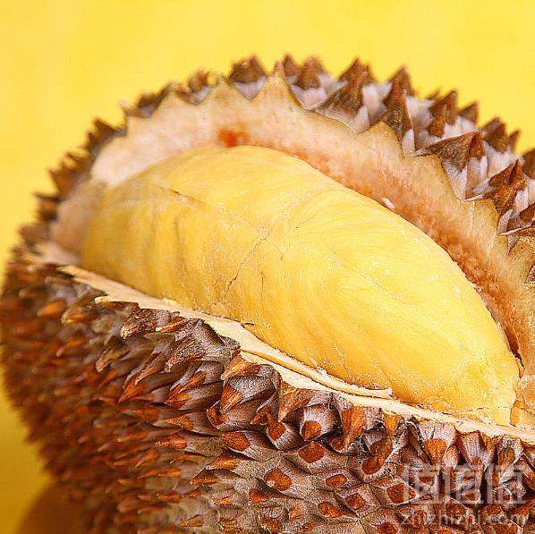 <span>白菜！</span>波得 泰国进口 急冻树熟金枕榴莲2.2-3kg*3个144元包邮（双重优惠）