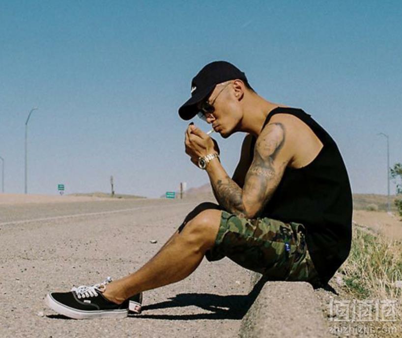 VANS 万斯 VN000EE3W00 男款休闲板鞋210.17元含税包邮