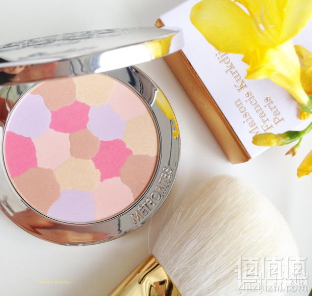 Guerlain 娇兰 幻彩流星蜜粉饼 2色278元包邮包税（需领券）