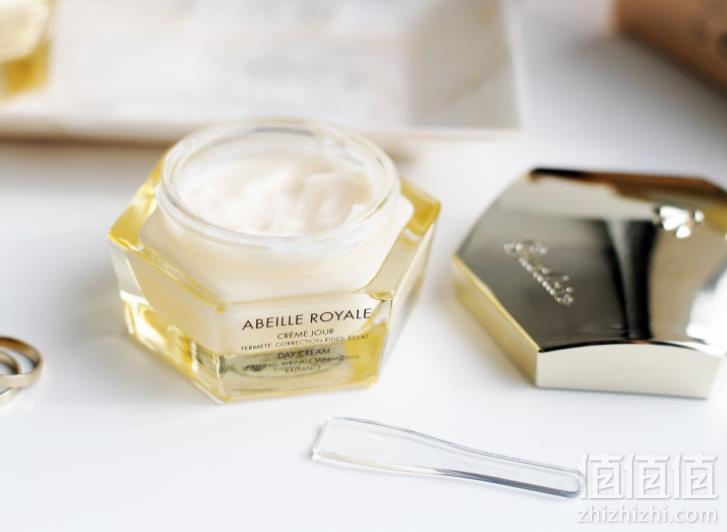 Guerlain 娇兰 帝皇蜂姿紧致修护滋养日霜 50ml €68.28凑单免费直邮到手523元