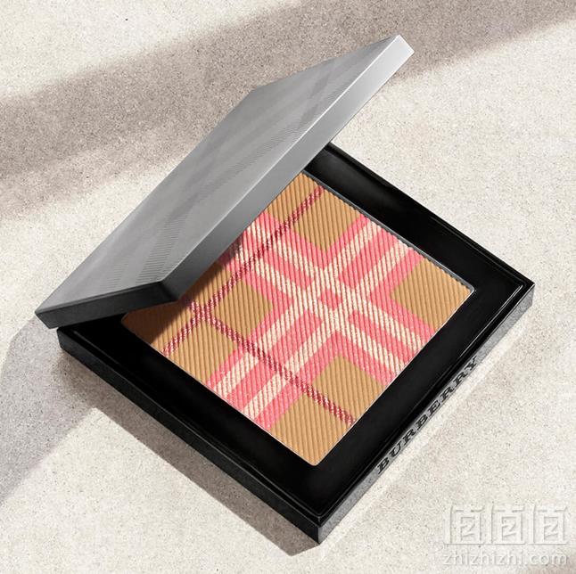 BURBERRY 巴宝莉 19春季限量版英伦腮红盘 12g £36（需用码）凑单免费直邮到手316元