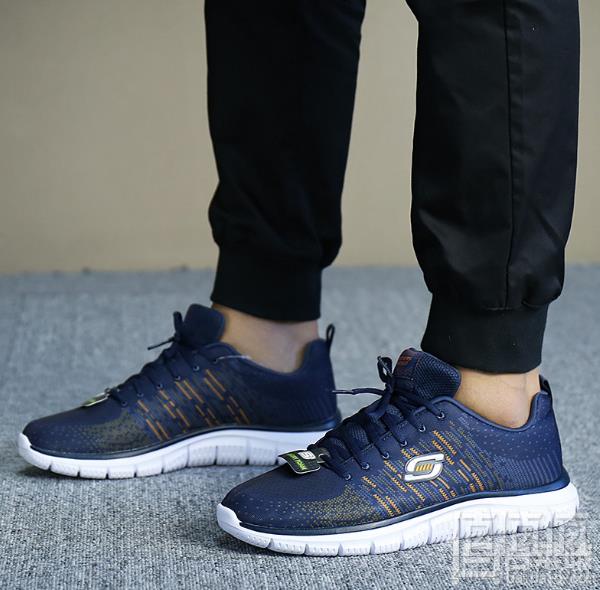 限Prime会员，Skechers 斯凯奇 SPORT系列 男士缓震运动鞋 999732新低169.5元包邮（双重优惠）