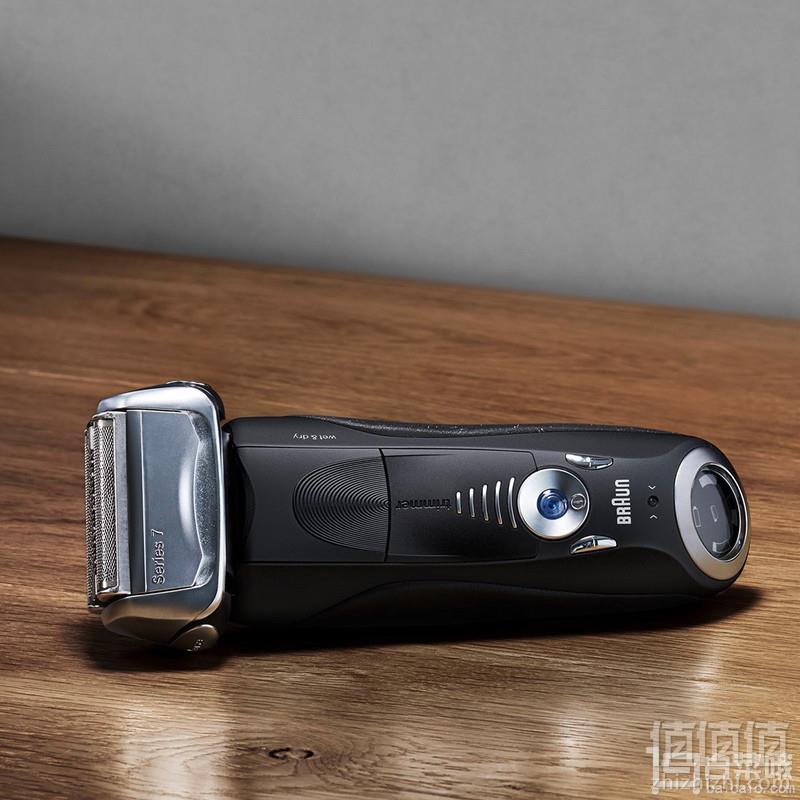 Braun 博朗 7880CC 电动剃须刀 带清洁底座1099元包邮包税（需用码）