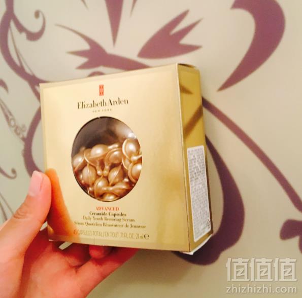 Elizabeth Arden 伊丽莎白·雅顿 金致胶囊面部精华液45粒替换装 €24.64凑单免费直邮到手新低188元