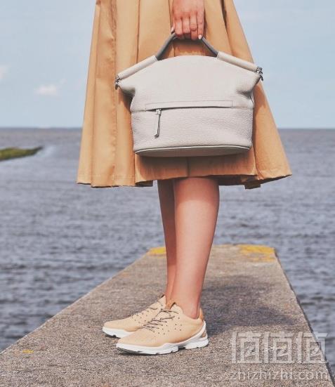 ECCO 爱步 BIOM 女士轻巧休闲鞋 .99到手550元