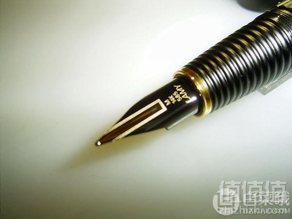 Lamy 凌美 Imporium 帝国系列 14K金笔尖 钛金属哑光钢笔 M尖 Prime会员免费直邮含税到手1872元（天猫旗舰店4380元）
