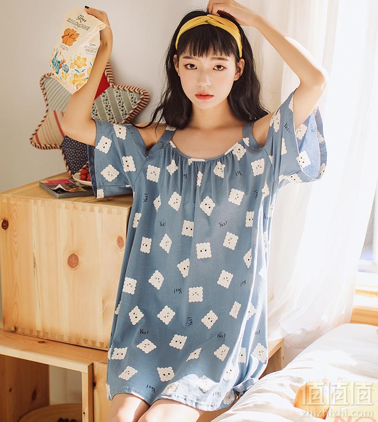 芬腾 少女性感露肩睡裙69元包邮（需领券）