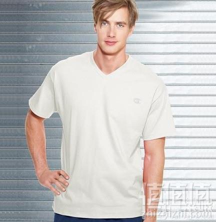 Champion 冠军牌 男士休闲纯棉T恤 V领 prime会员凑单免费直邮到手70.37元