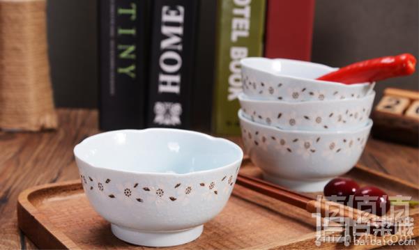 釉下彩，雅诚德  日式家用瓷碗饭碗4.5吋*4个装20.9元包邮（需领券）