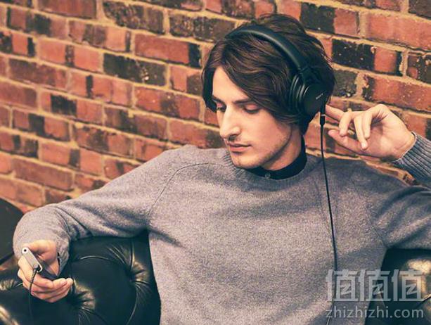 Sony 索尼 MDR-1AM2 头戴式耳机 Prime会员免费直邮含税到手新低1115.03元