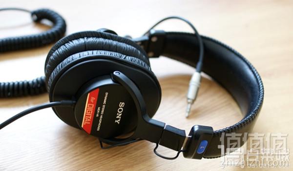 镇店之宝，Sony 索尼 MDR-V6 经典监听耳机 Prime会员免费直邮含税到手543元