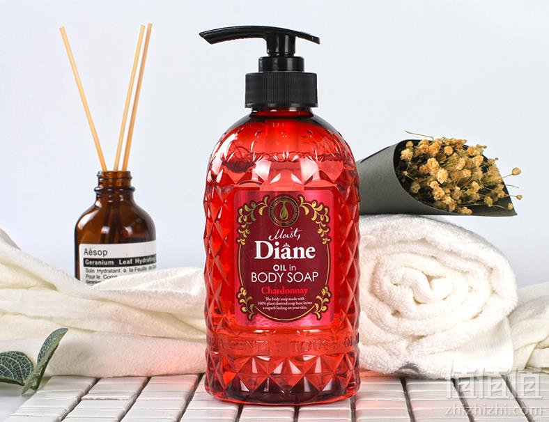 日本进口，MOIST DIANE 黛丝恩 香氛精油沐浴露500ml 3款54元包邮（需领券）