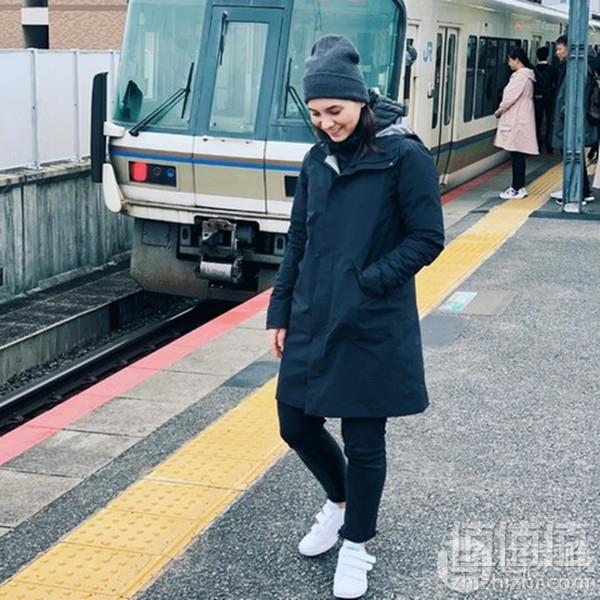 Arc'teryx 始祖鸟 Andra 女士GTX防水连帽外套 新低4.99（需用码）到手1600元（天猫旗舰店4800元）