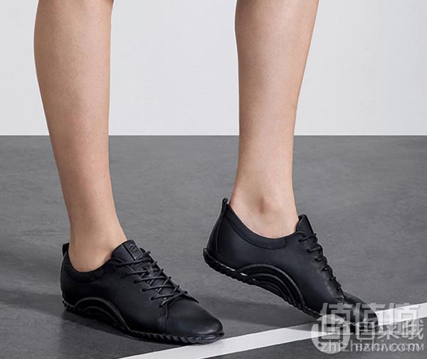 限UK6码，19春款 ECCO 爱步 Vibration 活力1.0 女士系带平底休闲鞋 Prime会员免费直邮含税到手480元（天猫旗舰店1249元）