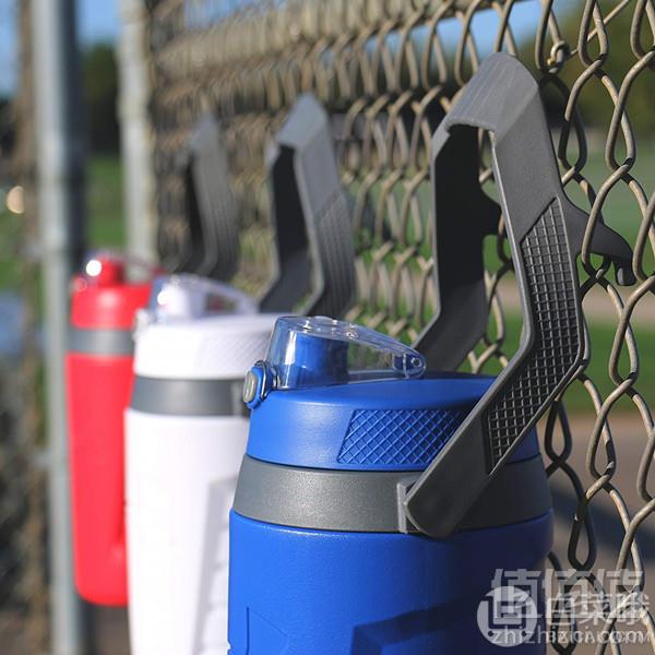 膳魔师合作款，Under Armour 安德玛 Sideline 运动保冷水壶1.9L  Prime会员凑单免费直邮含税到手163.75元