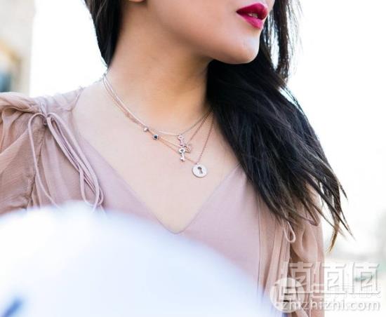 Swarovski 施华洛世奇 GLOWING 项链套装 5273295469元包邮包税