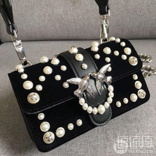 Pinko 品高 Mini款 天鹅绒珍珠燕子包 Prime会员免费直邮含税到手1147元