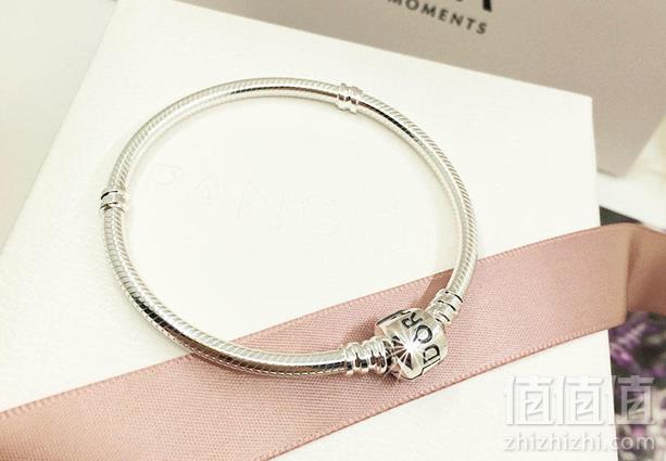 Pandora 潘多拉 590702HV 魅力手镯  Prime会员免费直邮到手326.09元