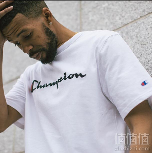 Champion 冠军牌 T1919G-549465 中性刺绣休闲T恤 4色89元
