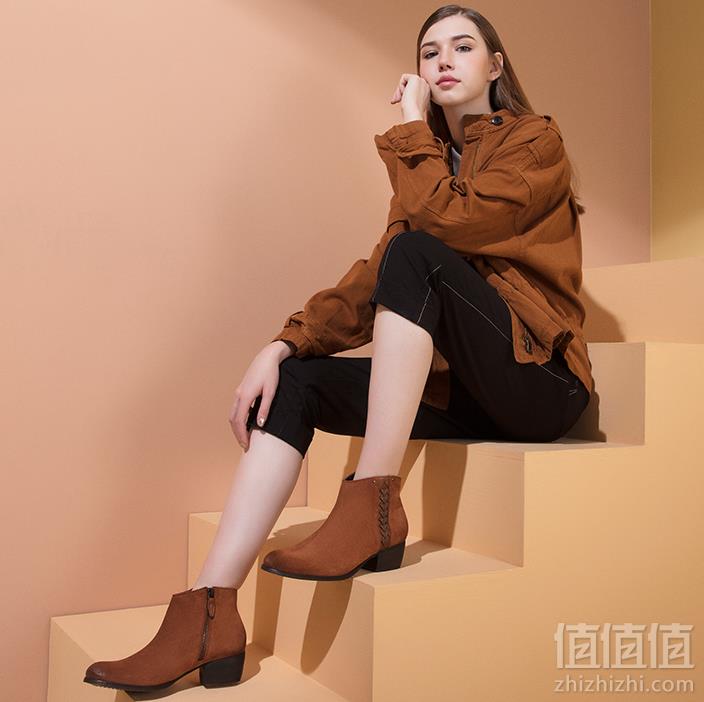 码全，Clarks 其乐 Maypearl Fawn 女士复古翻毛皮粗跟踝靴299元包邮（需领取）