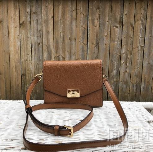 2019新款，Michael Kors 迈克高仕 Cassie 小号斜挎包到手654.45元