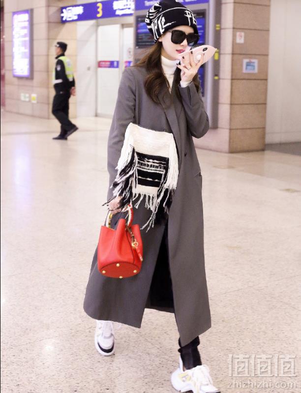 网易考拉黑卡会员： MARNI 玛尼 PANNIER系列 女士手提包 多明星同款5563.01元包邮包税