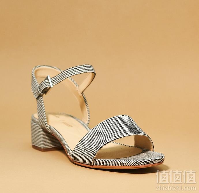 Clarks 其乐 Orabella Iris 女士一字带凉鞋  Prime会员免费直邮到手397.95元