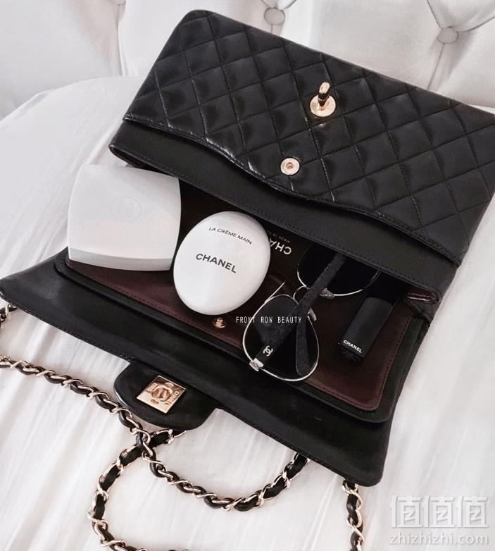 CHANEL 香奈儿 LA CRÈME MAIN 鹅卵石护手霜50ml €47.2凑单直邮到手367元