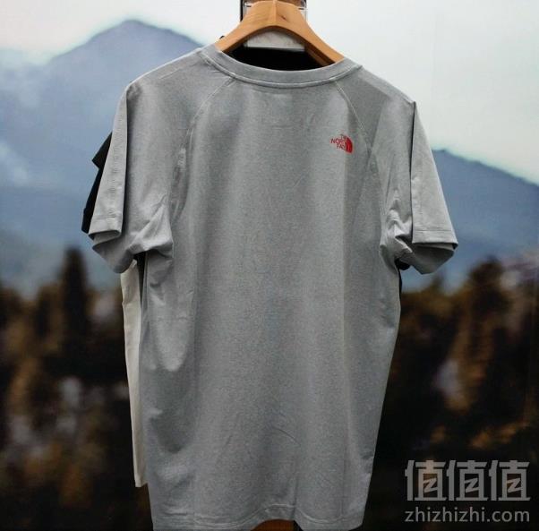 北面 THE NORTH FACE 男士户外速干透气短袖T恤 NF0A3CJM144元包邮（需领券）