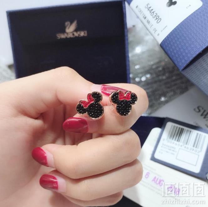 Swarovski 施华洛世奇 MICKEY&MINNIE  迪士尼可爱米妮老鼠耳钉 5446390307.75元