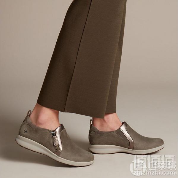 限UK4码，Clarks 其乐 Un Adorn Zip 女士侧拉链平底休闲鞋254.96元