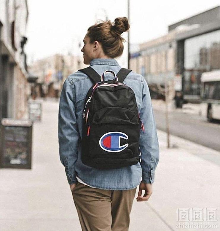 Champion 冠军牌 Supercize 时尚双肩包207.29元