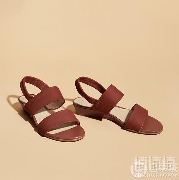 2019年新款，Clarks  其乐 Sense Lily 低跟一字带凉鞋323.72元