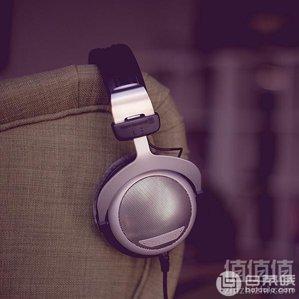 Beyerdynamic 拜亚动力 DT-880 阻抗250Ω 头戴式耳机1045.86元