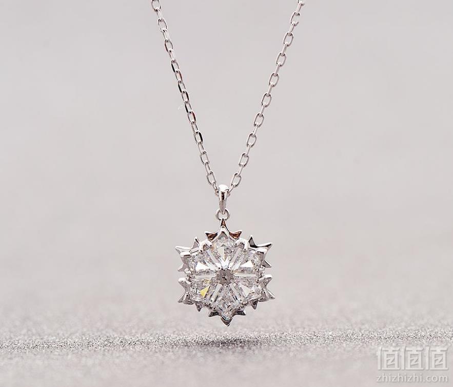 16点开始，Swarovski 施华洛世奇 Magic雪花吊坠项链 5428432新低429元